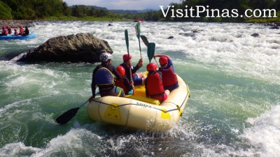 High fives in Cagayan de Oro white water rafting