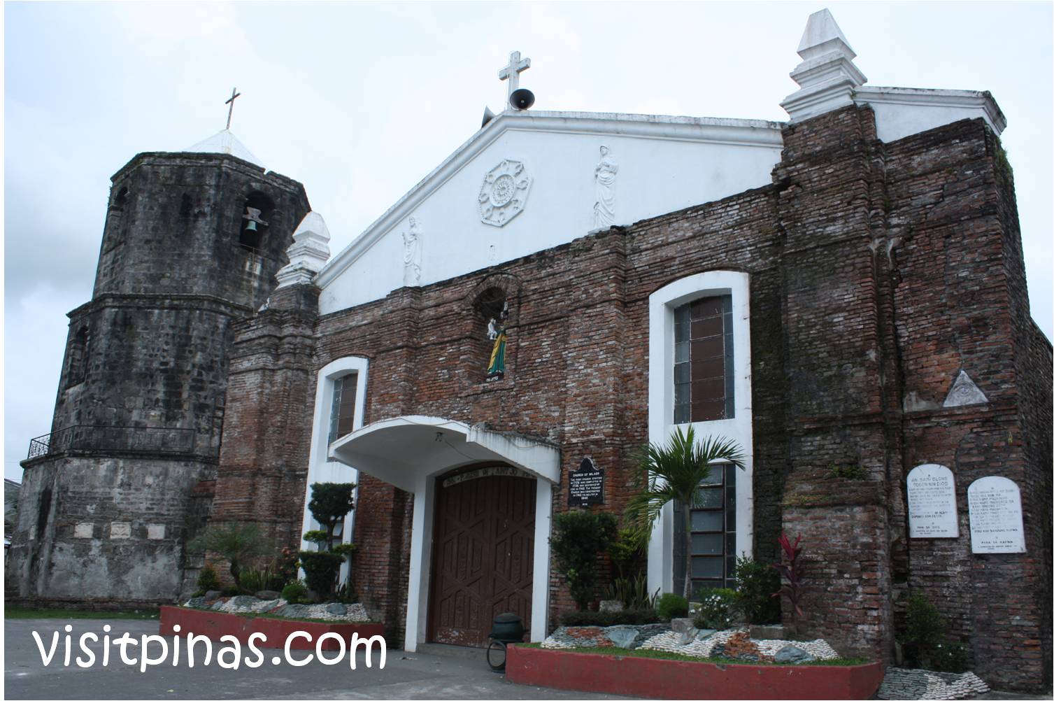 The Leaning Tower of . . . Milaor (Camarines Sur)