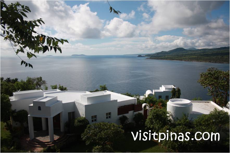 Bellaroca villa by the sea at Marinduque