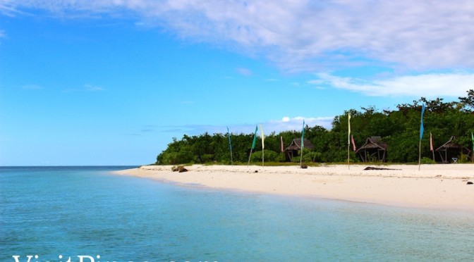 White sand of Mantigue (Magsaysay) Island, Camiguin
